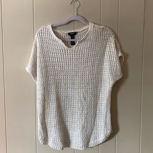 Olsen Europe. Short Sleeve knit sweater Size: M/10